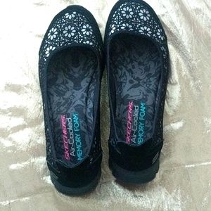 Skechers air cooled memory foam flats